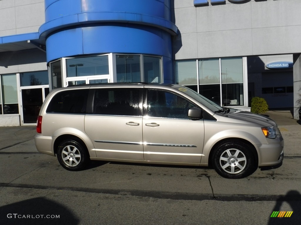 2012 Town & Country Touring - Cashmere Pearl / Dark Frost Beige/Medium Frost Beige photo #2