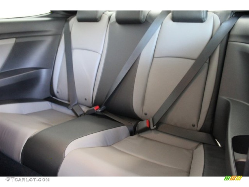 2017 Honda Civic Touring Coupe Rear Seat Photo #116975725