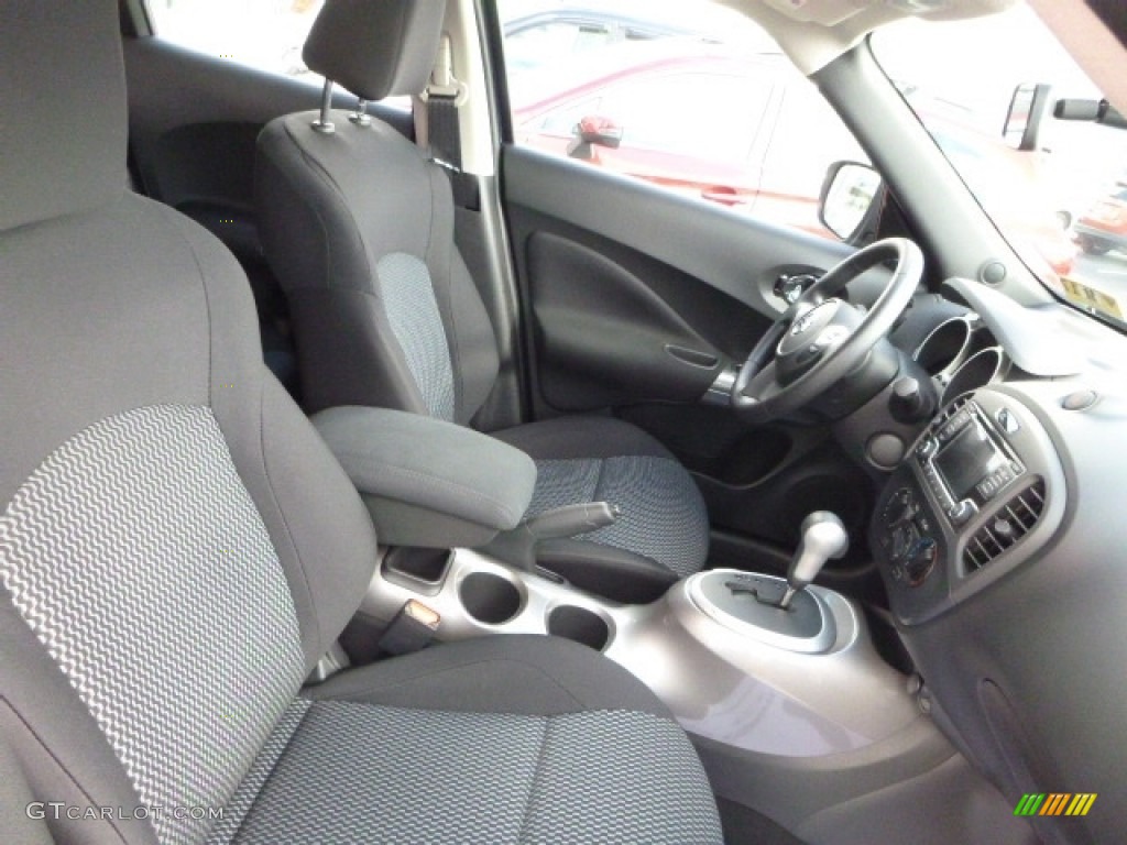 Black/Silver Interior 2017 Nissan Juke S AWD Photo #116975773
