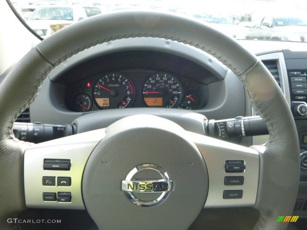 2017 Nissan Frontier SV Crew Cab 4x4 Graphite Steering Wheel Photo #116976346