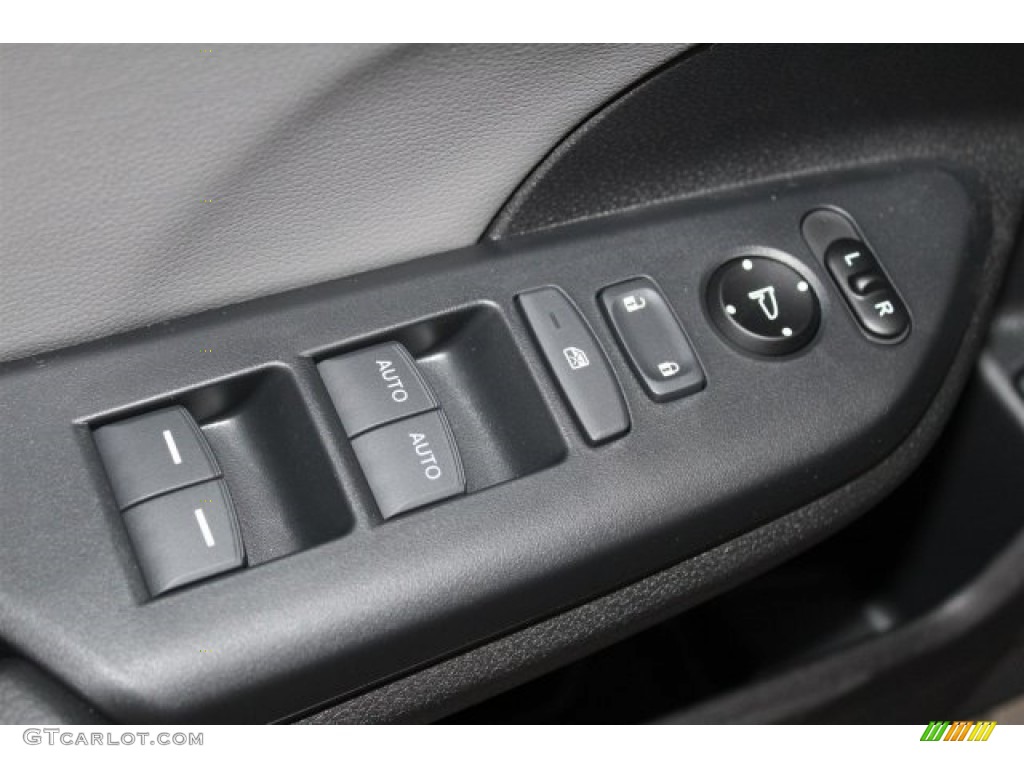 2017 Honda Civic Touring Sedan Controls Photo #116976808
