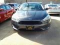 Magnetic - Focus SE Sedan Photo No. 2