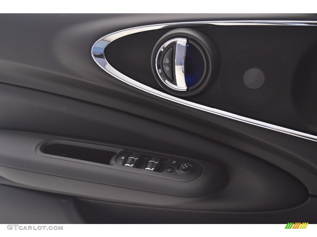 2017 Mini Clubman Cooper ALL4 Controls Photo #116979737