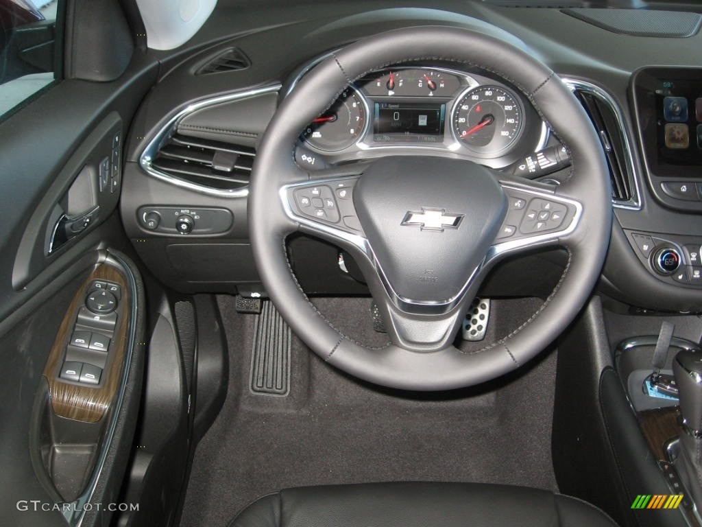 2017 Chevrolet Malibu Premier Steering Wheel Photos