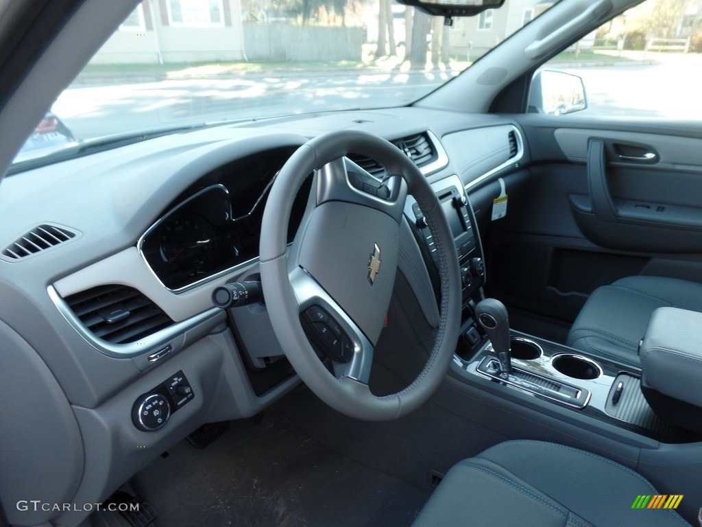 2017 Traverse LT AWD - Silver Ice Metallic / Dark Titanium/Light Titanium photo #27