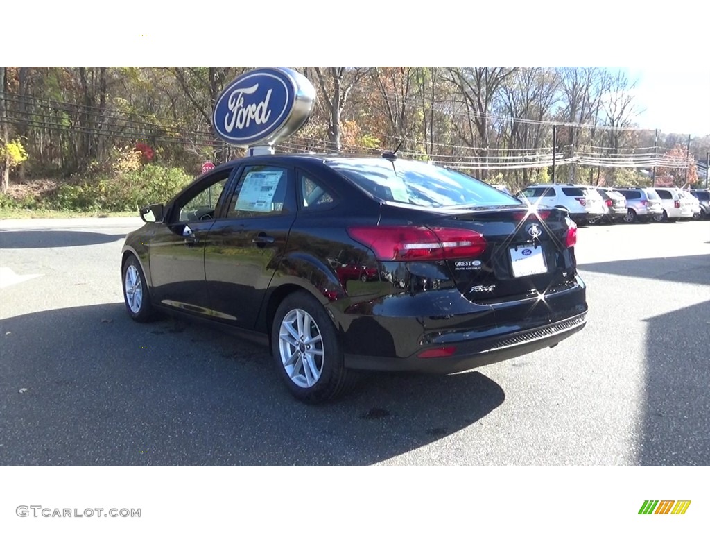 2016 Focus SE Sedan - Shadow Black / Charcoal Black photo #5