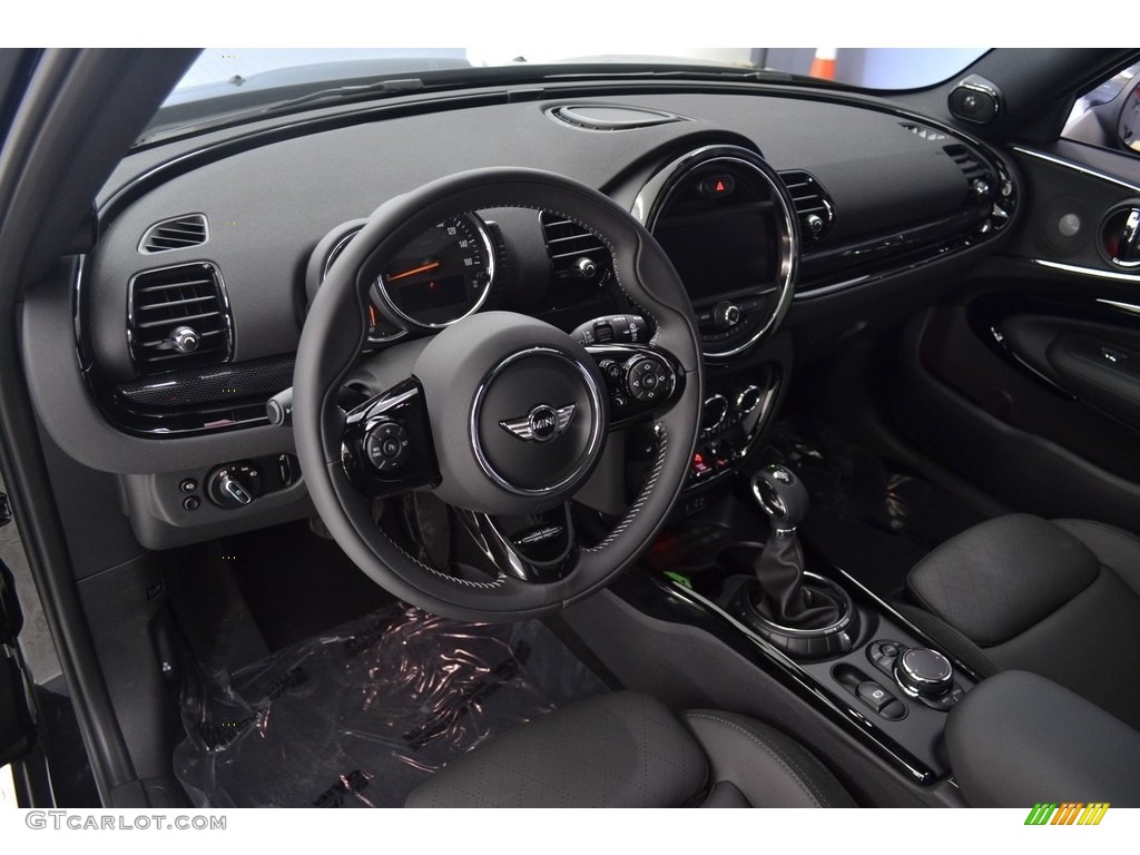 Cross Punch Leather/Carbon Black Interior 2017 Mini Clubman Cooper S Photo #116984036