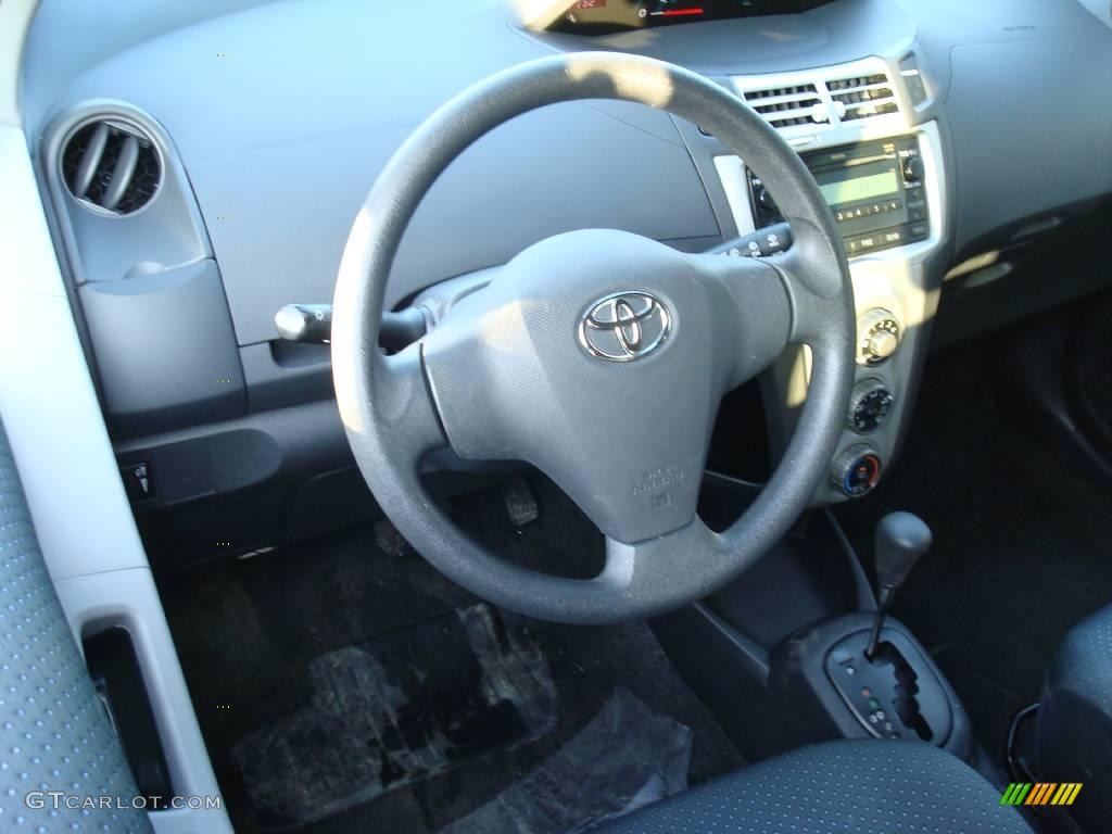 2007 Yaris 3 Door Liftback - Meteorite Metallic / Dark Charcoal photo #11