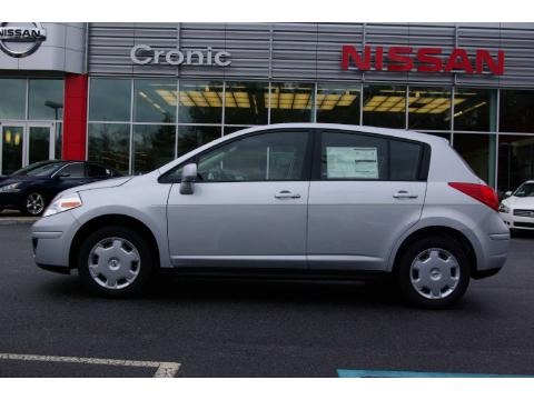 2009 Nissan Versa Brillant Nissan Versa 2009. 2009 Nissan Versa Brillant