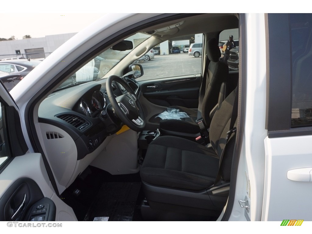Black/Light Graystone Interior 2017 Dodge Grand Caravan SE Photo #116995583
