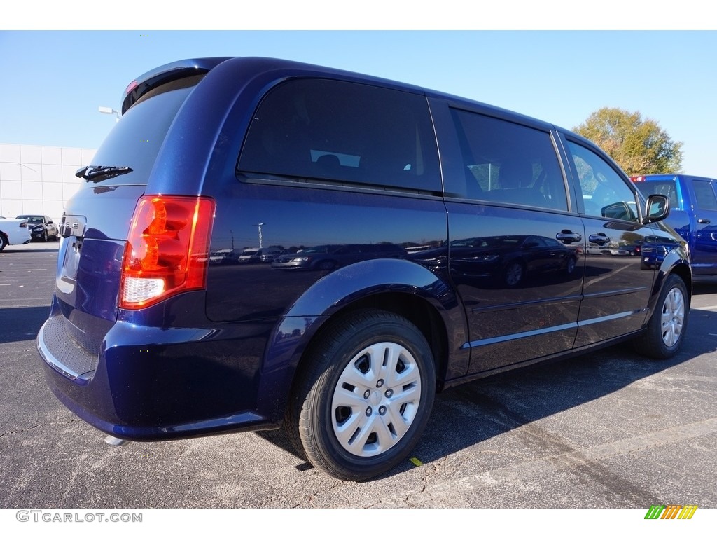Contusion Blue Pearlcoat 2017 Dodge Grand Caravan SE Exterior Photo #116995958