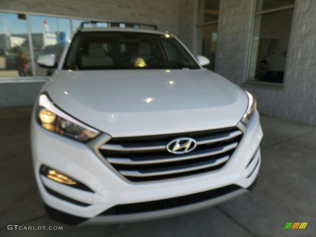 2017 Tucson Sport AWD - Dazzling White / Beige photo #4