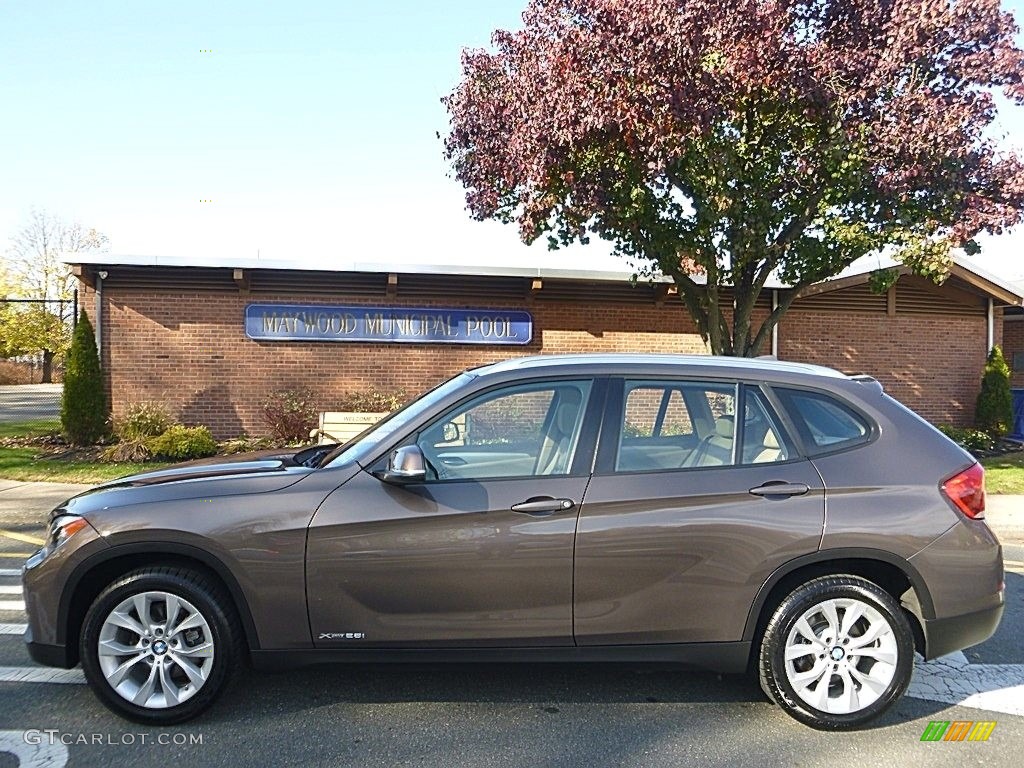 2014 X1 xDrive28i - Sparkling Bronze Metallic / Sand Beige photo #2