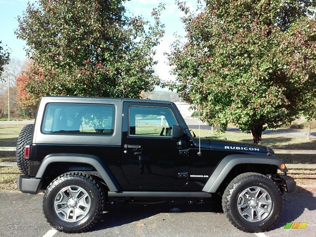 2017 Wrangler Rubicon 4x4 - Black / Black photo #5
