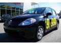 Super Black - Versa 1.6 Sedan Photo No. 2