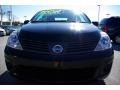 Super Black - Versa 1.6 Sedan Photo No. 3