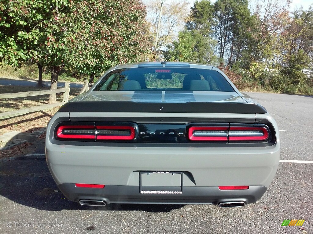 2017 Challenger SXT - Destroyer Grey / Black photo #7