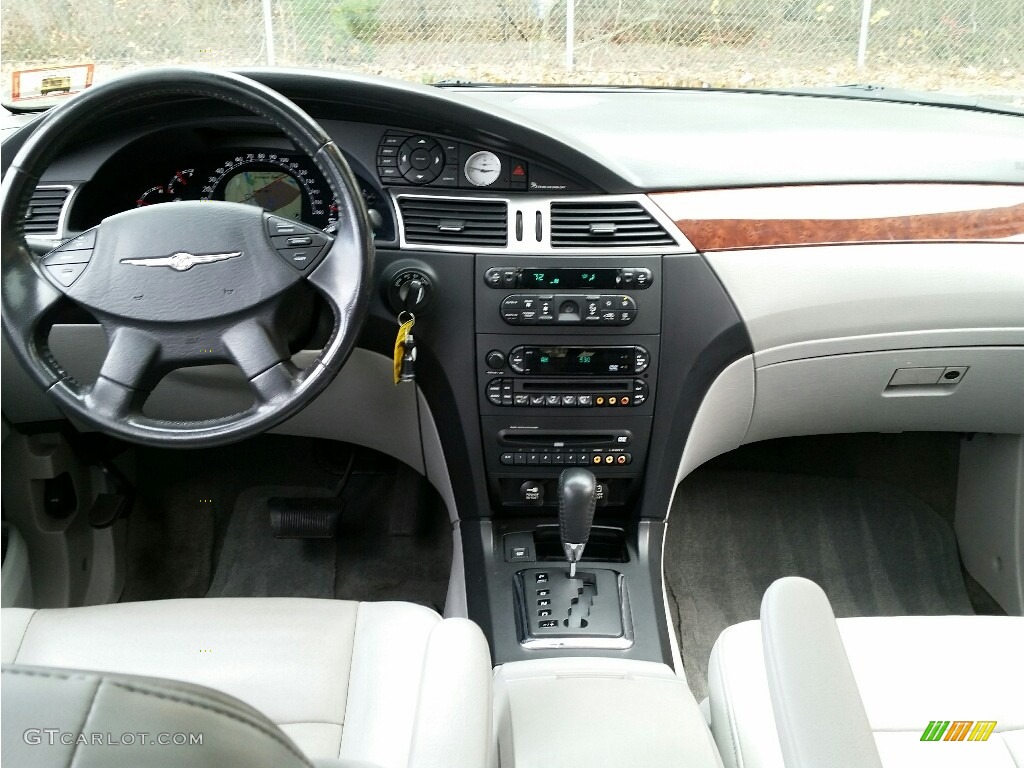 2007 Pacifica Touring AWD - Bright Silver Metallic / Pastel Slate Gray photo #16