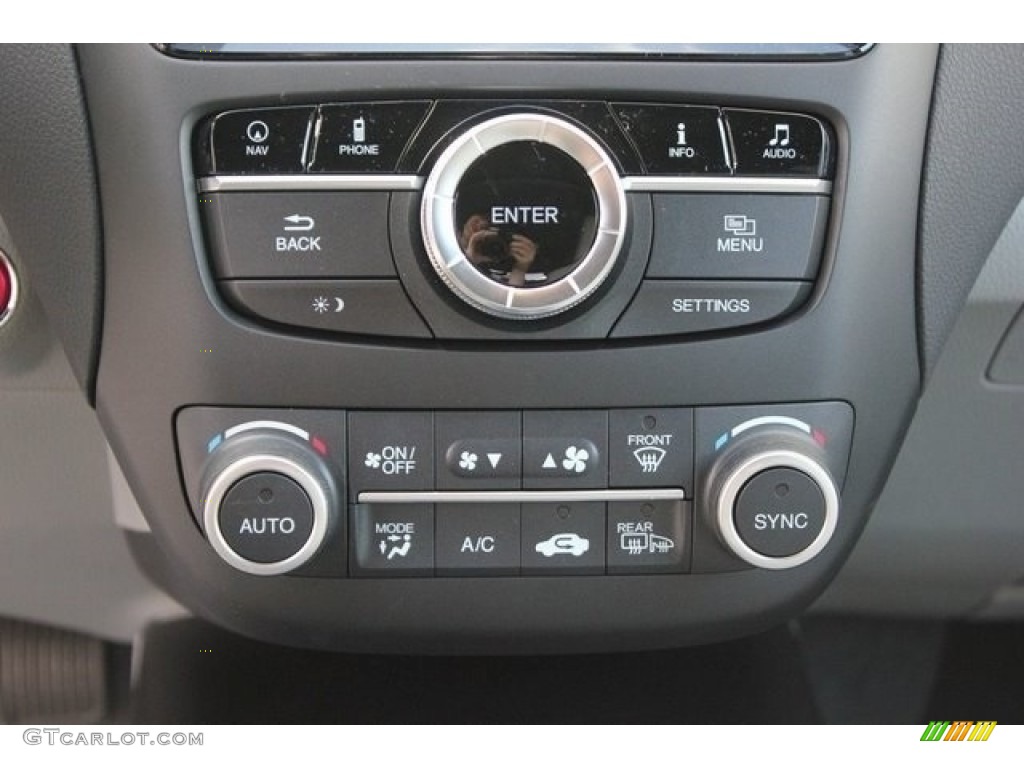 2017 Acura RDX Technology Controls Photo #117003851