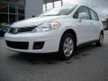 2009 Fresh Powder Nissan Versa 1.8 SL Hatchback  photo #2