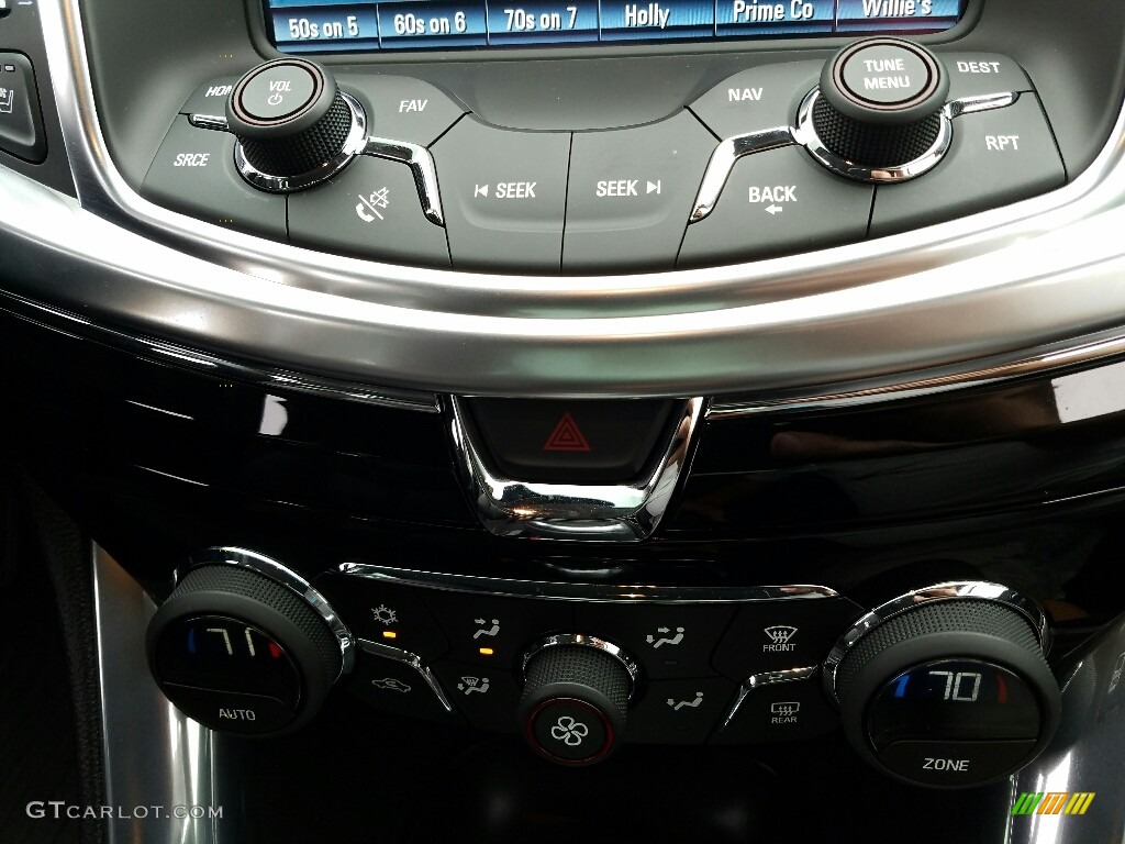 2016 Chevrolet SS Sedan Controls Photos