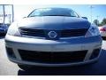 Magnetic Gray - Versa 1.8 SL Hatchback Photo No. 3