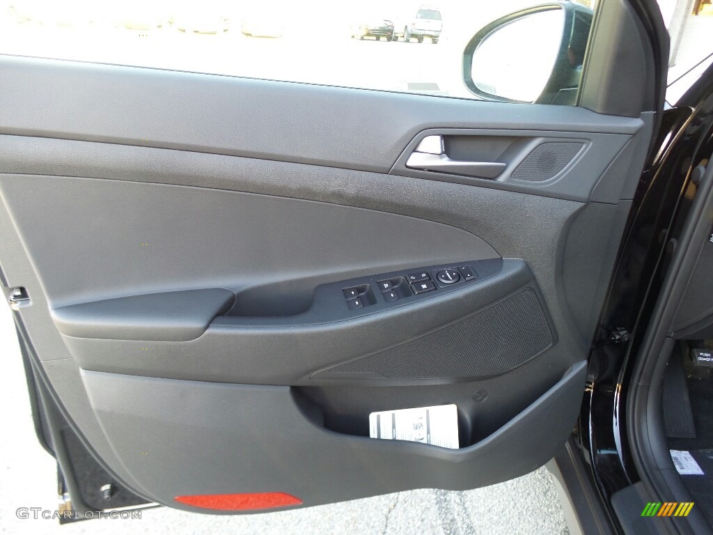 2017 Hyundai Tucson Sport AWD Door Panel Photos