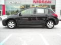 Super Black - Versa 1.8 SL Hatchback Photo No. 1