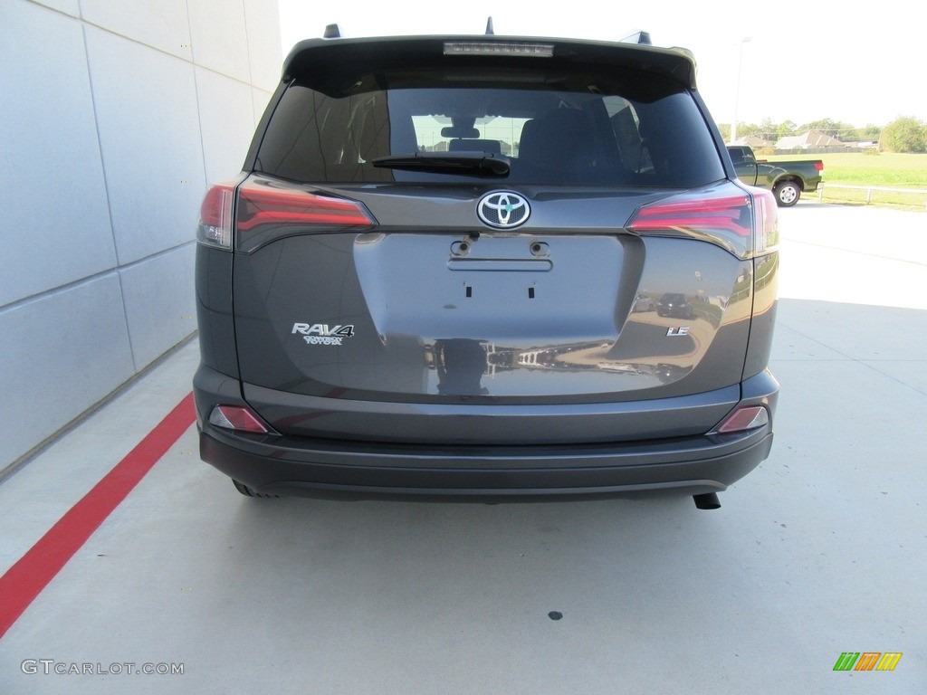 2017 RAV4 LE - Magnetic Gray Metallic / Black photo #5