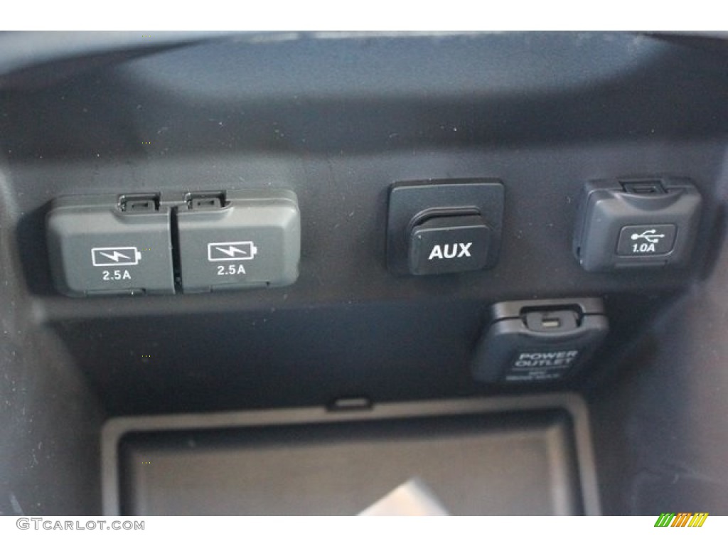 2017 Acura MDX Advance SH-AWD Controls Photo #117011768