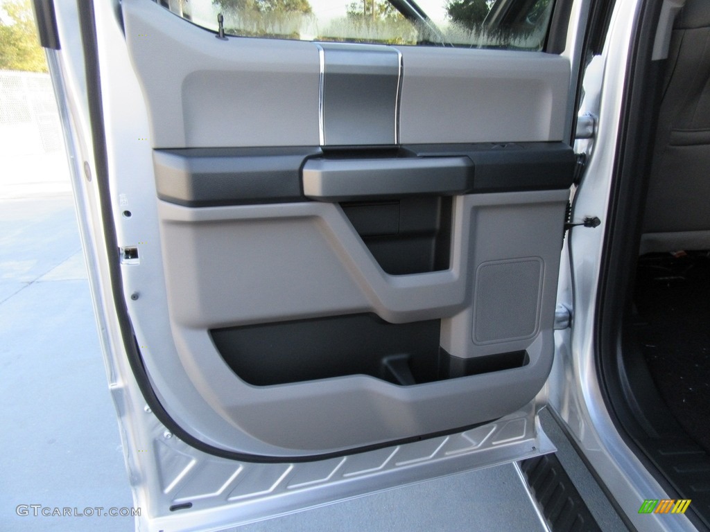 2017 F150 XLT SuperCrew - Ingot Silver / Earth Gray photo #18