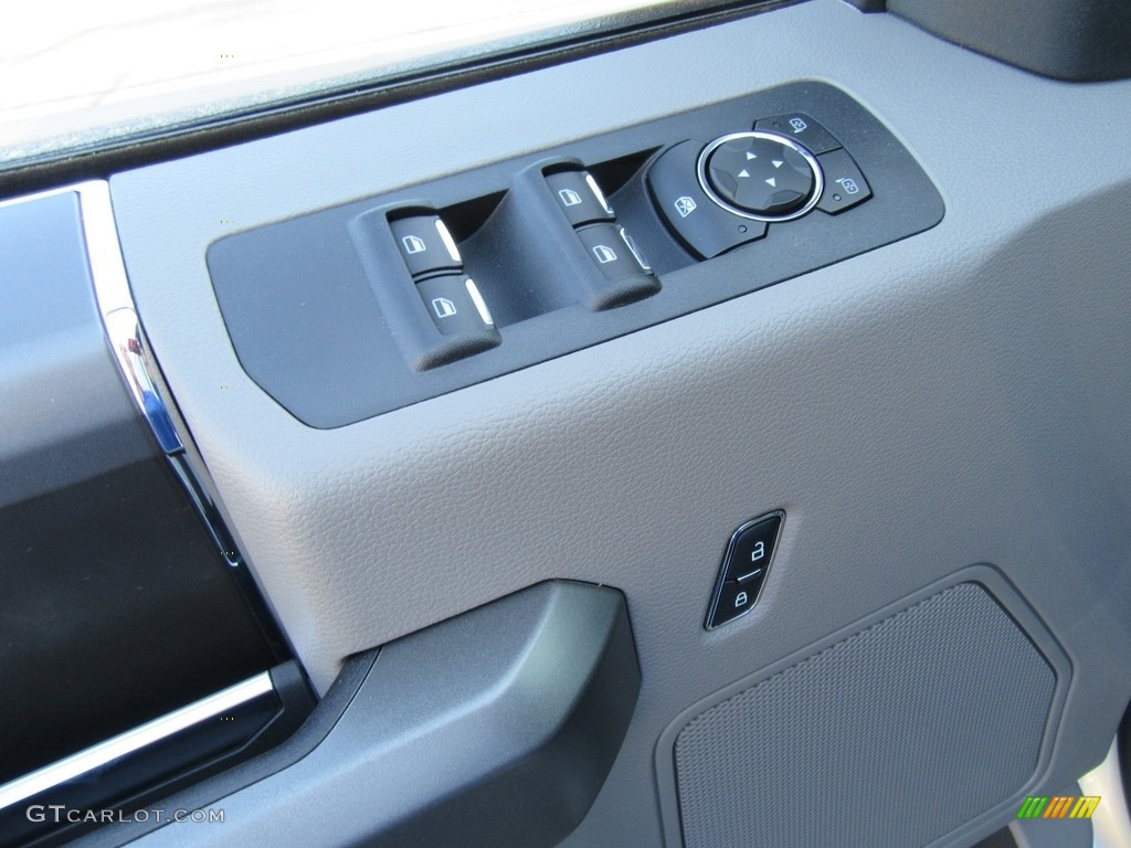 2017 F150 XLT SuperCrew - Ingot Silver / Earth Gray photo #21