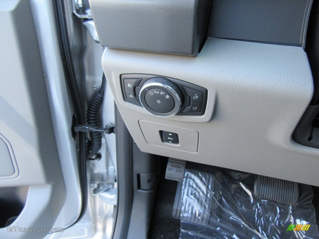 2017 F150 XLT SuperCrew - Ingot Silver / Earth Gray photo #33