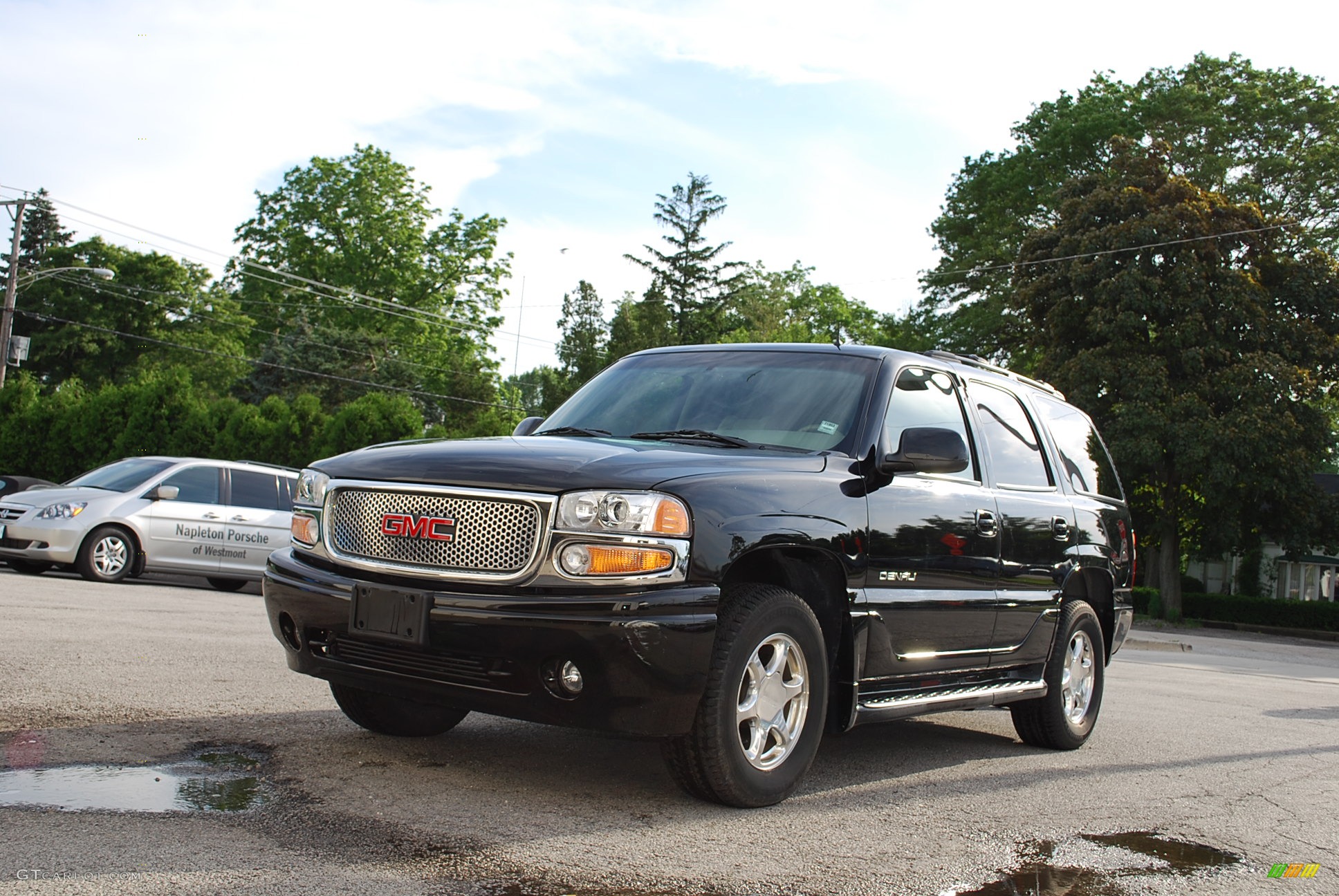 2002 Onyx Black Gmc Yukon Denali Awd 11701082 Gtcarlot