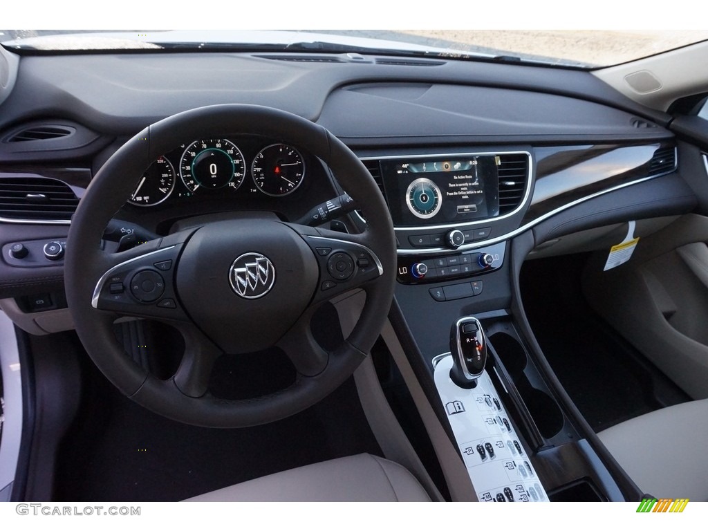 2017 Buick LaCrosse Preferred Dashboard Photos