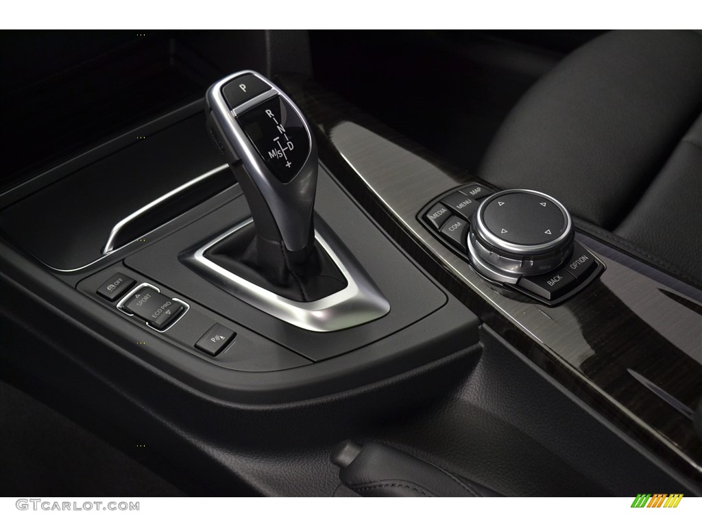 2017 3 Series 330i Sedan - Alpine White / Black photo #12