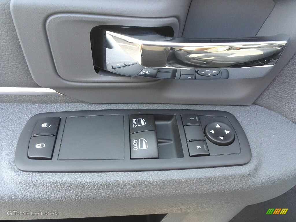 2017 Ram 2500 Tradesman Crew Cab 4x4 Controls Photo #117026036