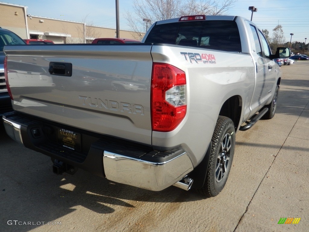 2017 Tundra SR5 Double Cab 4x4 - Silver Sky Metallic / Black photo #2