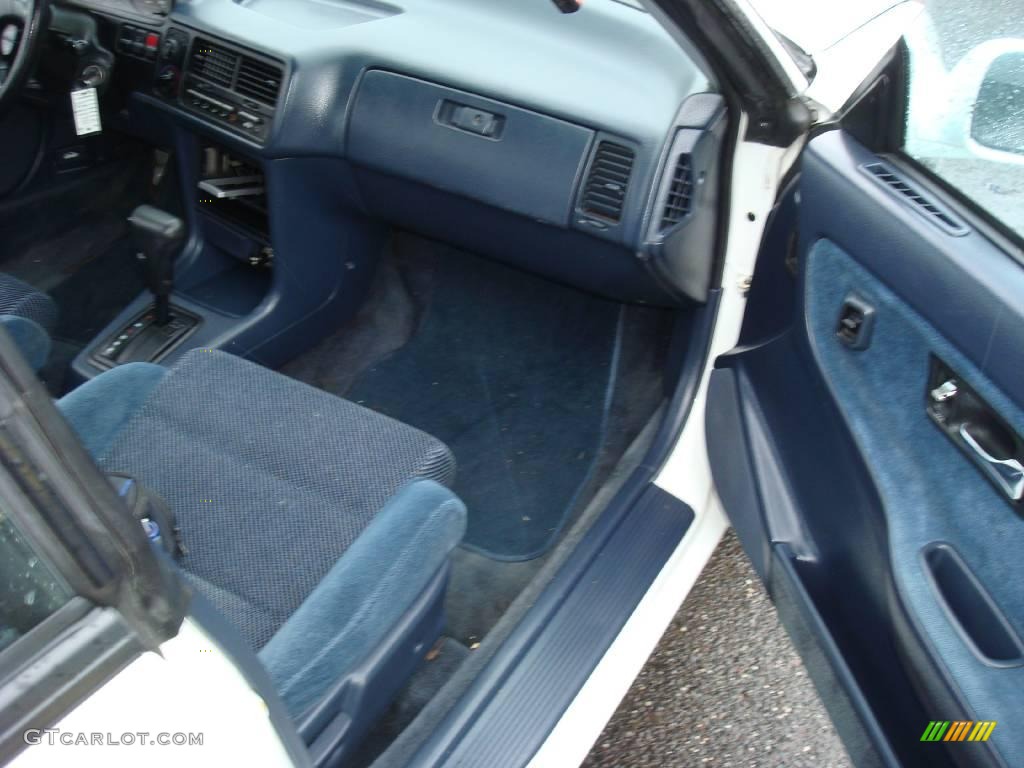 1993 Integra LS Sedan - Frost White / Blue photo #12