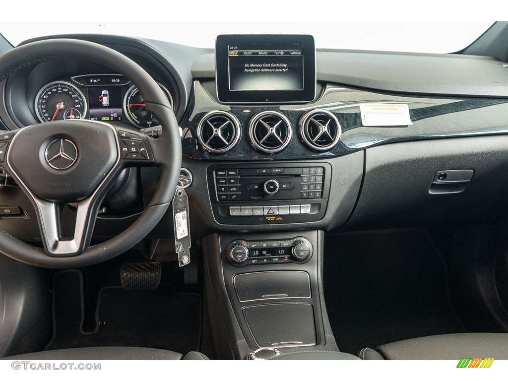 2017 Mercedes-Benz B 250e Black Dashboard Photo #117030185