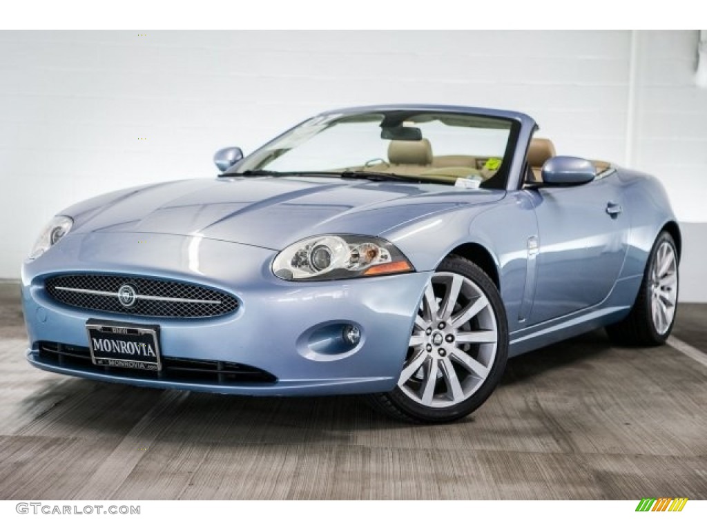 2007 XK XK8 Convertible - Frost Blue Metallic / Caramel photo #13