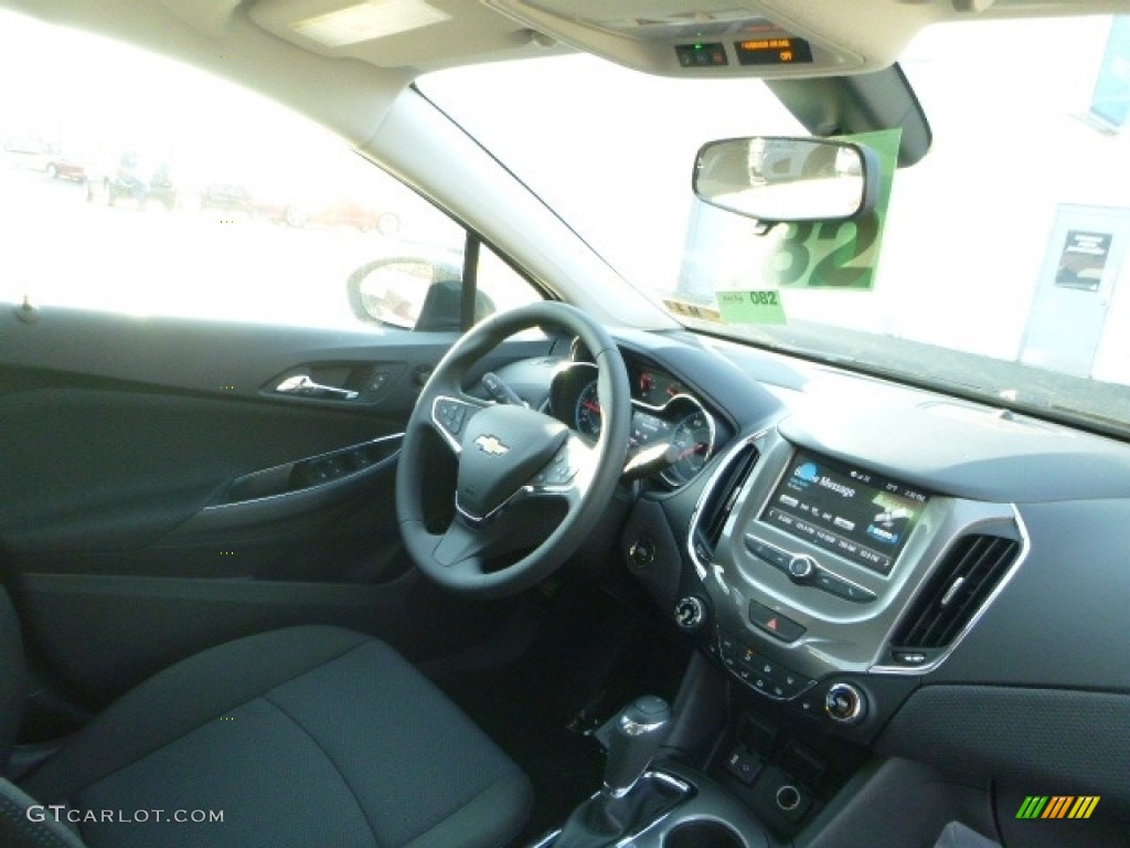 2017 Cruze LT - Tungsten Metallic / Jet Black photo #8