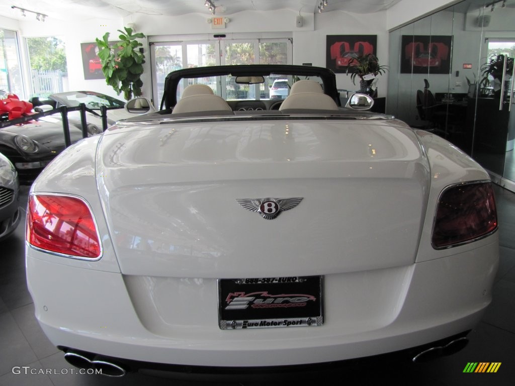 2013 Continental GTC V8  - Glacier White / White photo #48