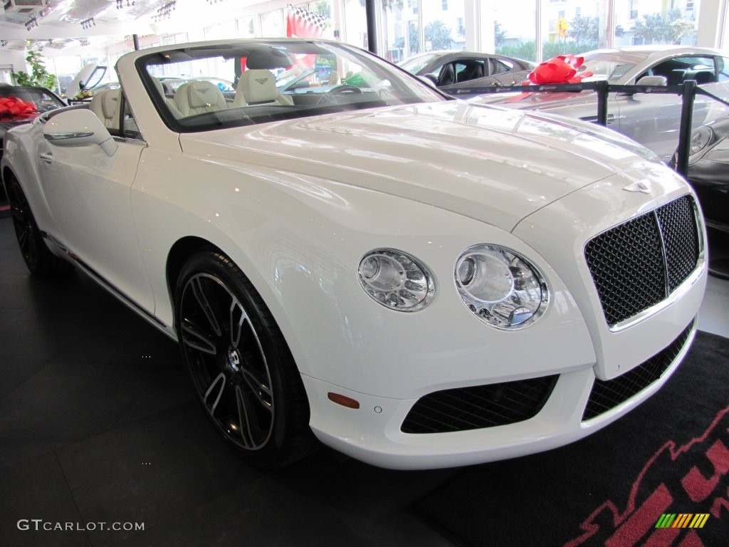 2013 Continental GTC V8  - Glacier White / White photo #50