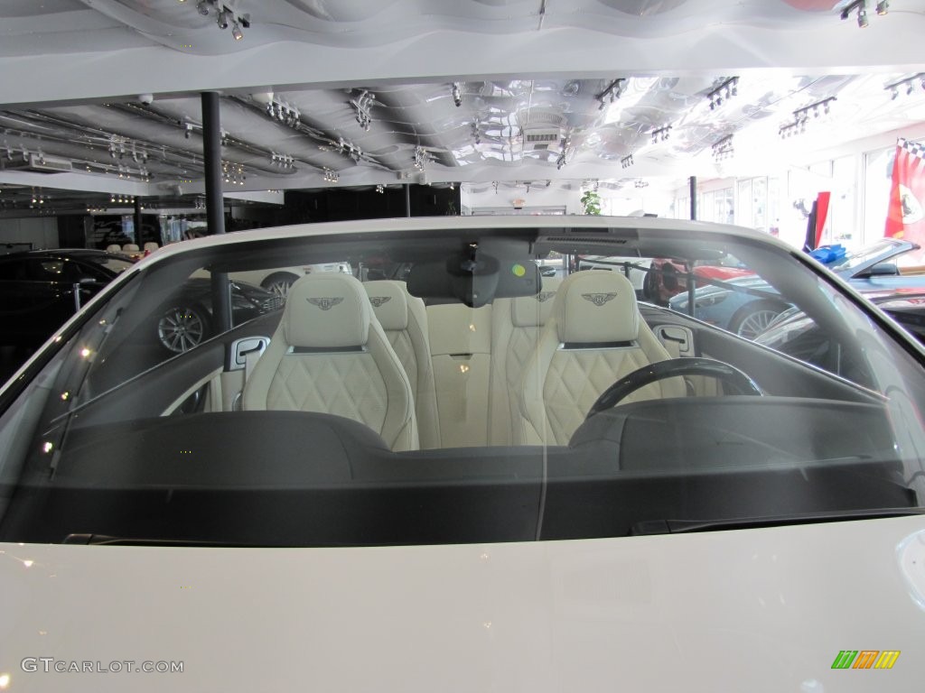 2013 Continental GTC V8  - Glacier White / White photo #54