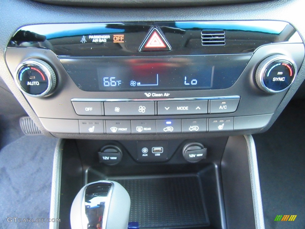 2017 Hyundai Tucson Limited Controls Photo #117036803