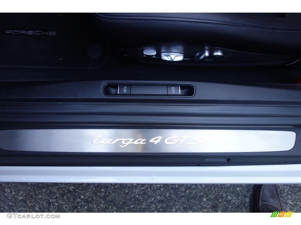 2016 911 Targa 4 GTS - Carrara White Metallic / Black photo #28