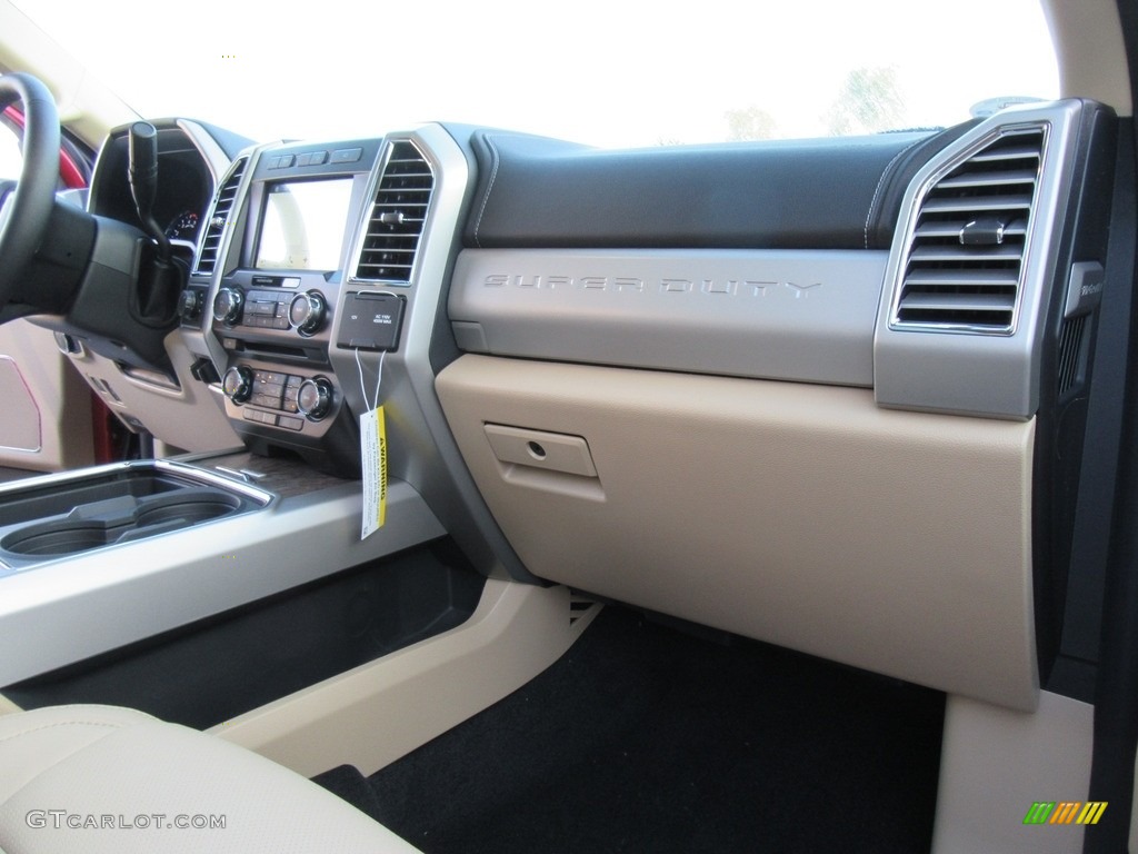 2017 Ford F250 Super Duty Lariat Crew Cab 4x4 Camel Dashboard Photo #117040166
