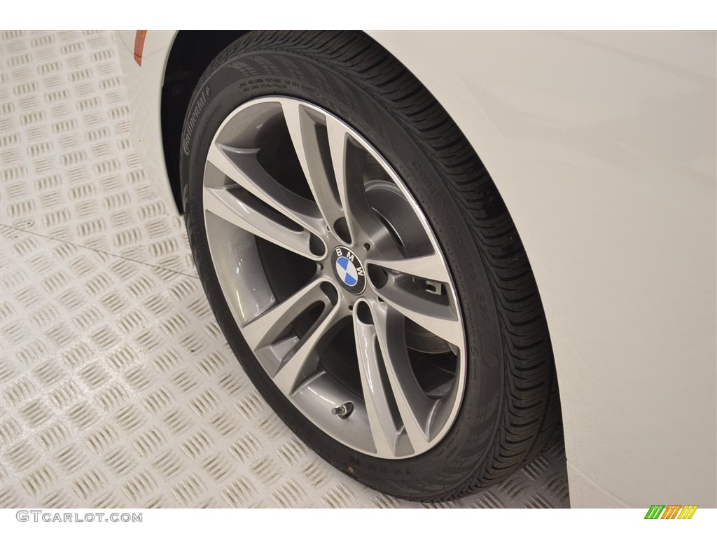 2017 3 Series 330i Sedan - Alpine White / Black photo #6