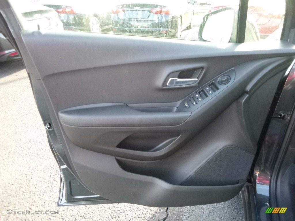 2017 Chevrolet Trax LT AWD Jet Black Door Panel Photo #117046496